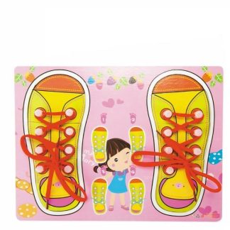 Drvena slagalica za vezanje - roza